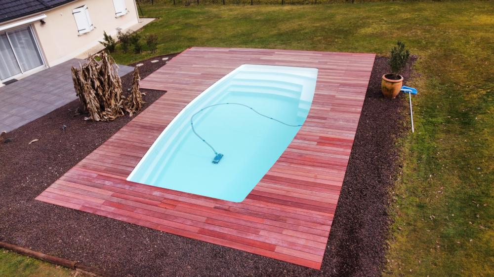 Terrasse bois piscine allassac