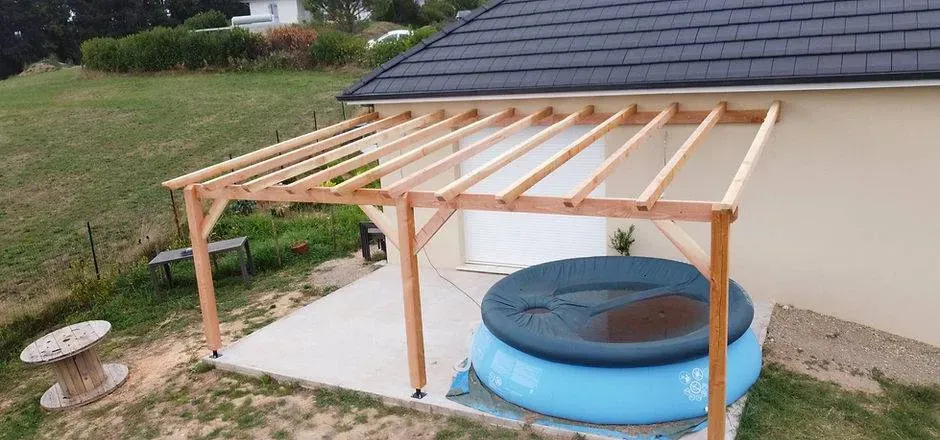 Abris de piscine près de Objat