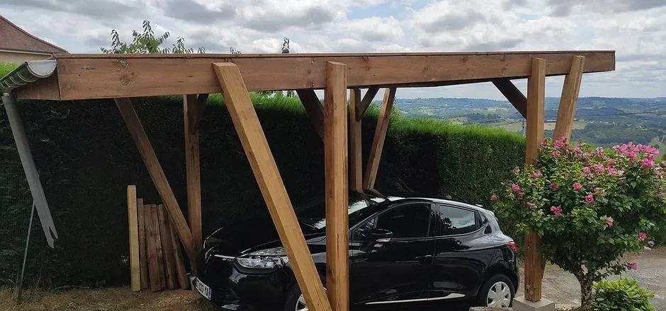 Carport près de Objat