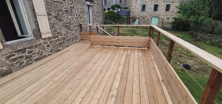 terrasse-bois-sur-poteaux-malemort-2