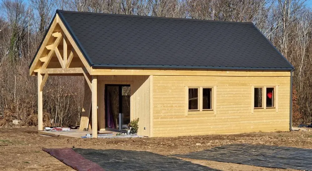 Chalet de jardin à Aubazine